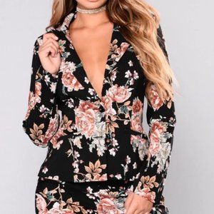 BLACK floral print single breasted blazer size Large